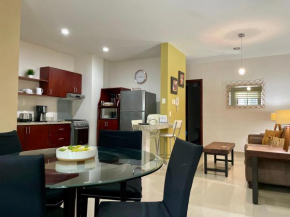 Ground floor apartment close to the beach, shops and restaurants
